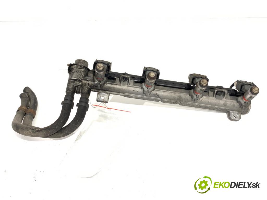 SEAT LEON (1M1) 1999 - 2006    1.4 16V 55 kW [75 KM] benzyna 1999 - 2006  Lišta vstrekovacia 036133319B (Vstrekovacia lišta)