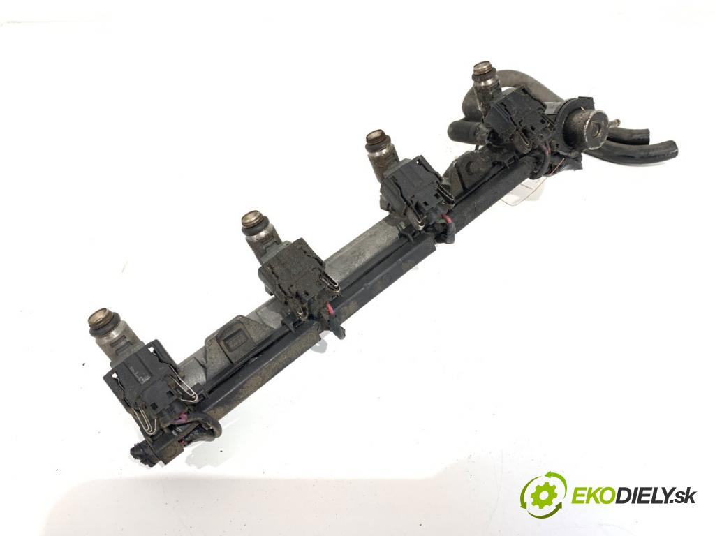 SEAT LEON (1M1) 1999 - 2006    1.4 16V 55 kW [75 KM] benzyna 1999 - 2006  Lišta vstrekovacia 036133319B (Vstrekovacia lišta)