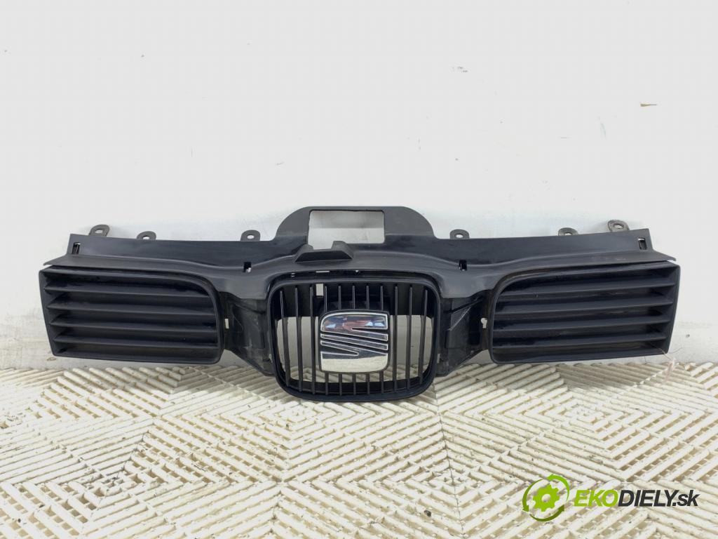 SEAT LEON (1M1) 1999 - 2006    1.4 16V 55 kW [75 KM] benzyna 1999 - 2006  mřížka maska 1M0853655C (Mřížky (masky) chladičů)