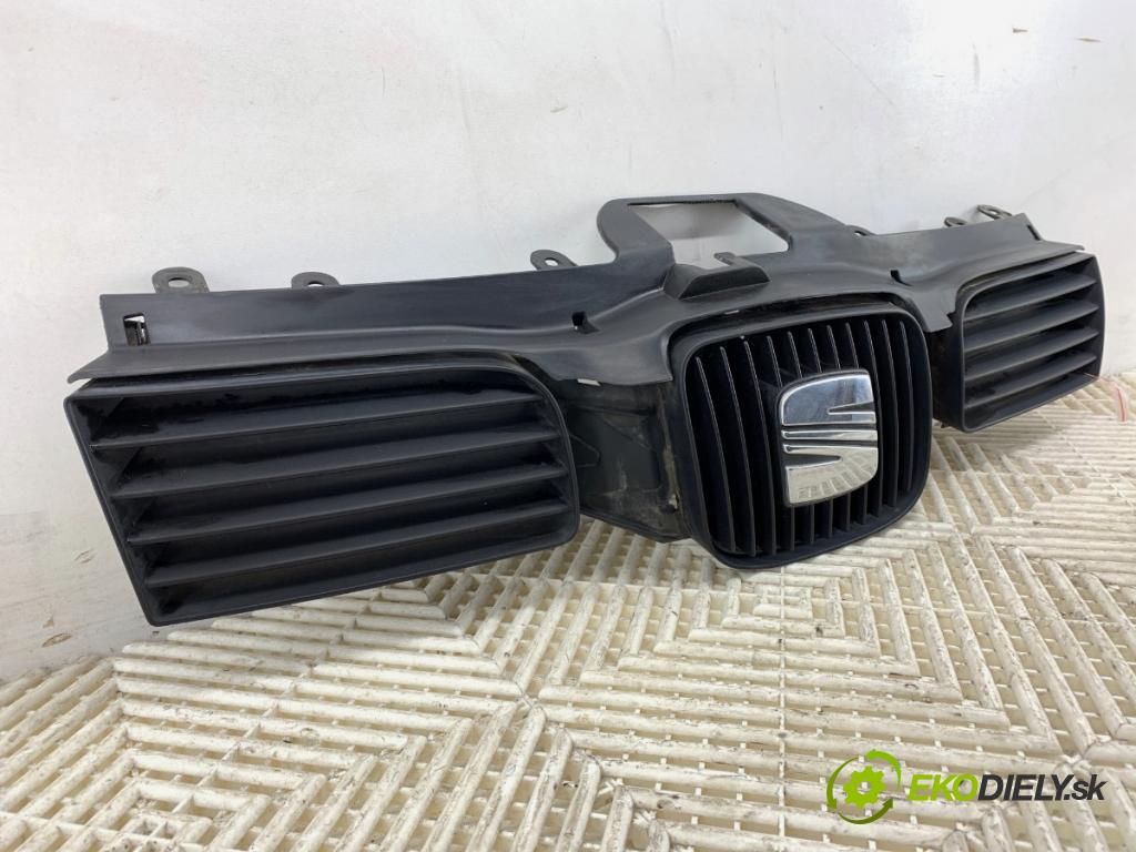 SEAT LEON (1M1) 1999 - 2006    1.4 16V 55 kW [75 KM] benzyna 1999 - 2006  mřížka maska 1M0853655C (Mřížky (masky) chladičů)