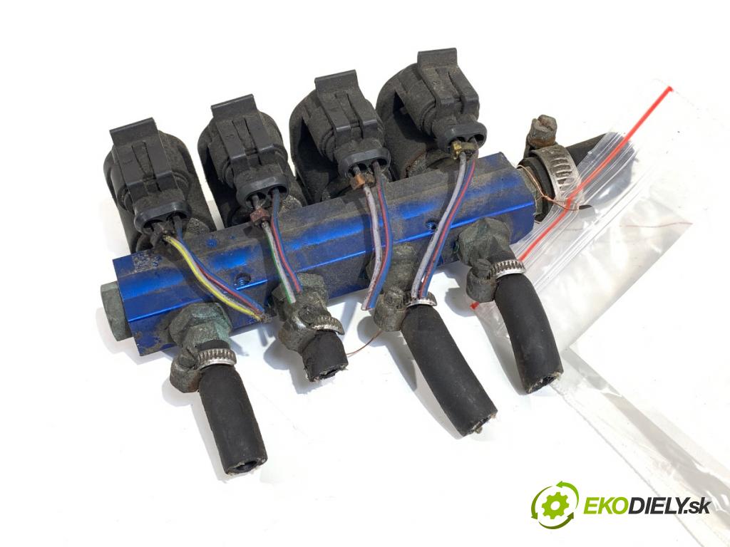 SEAT LEON (1M1) 1999 - 2006    1.4 16V 55 kW [75 KM] benzyna 1999 - 2006  vstrekovač LPG 10R-032519