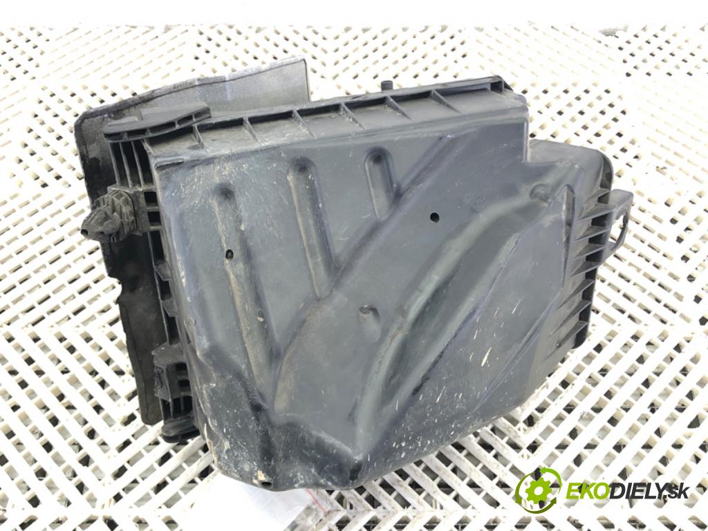 AUDI A4 B6 (8E2) 2000 - 2005    1.9 TDI 96 kW [130 KM] olej napędowy 2000 - 2004  Obal filtra vzduchu 038133835B (Obal filtra vzduchu)