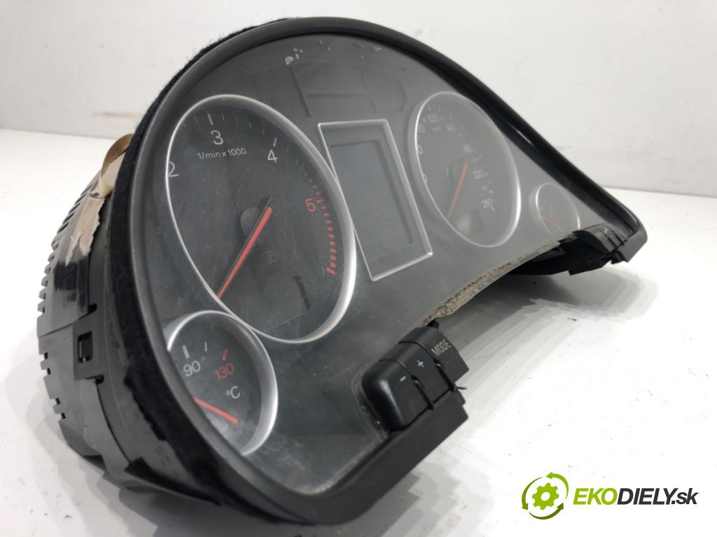 AUDI A4 B6 (8E2) 2000 - 2005    1.9 TDI 96 kW [130 KM] olej napędowy 2000 - 2004  Prístrojovka 8E0920900E (Prístrojová doska, displej)