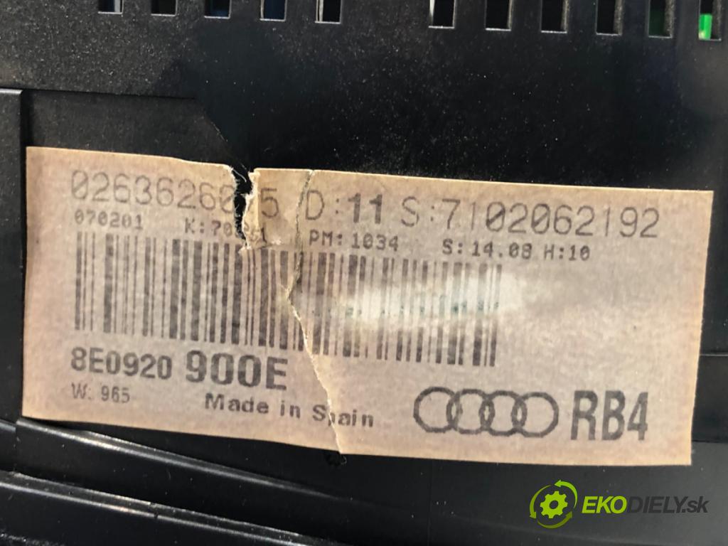 AUDI A4 B6 (8E2) 2000 - 2005    1.9 TDI 96 kW [130 KM] olej napędowy 2000 - 2004  Prístrojovka 8E0920900E (Prístrojová doska, displej)