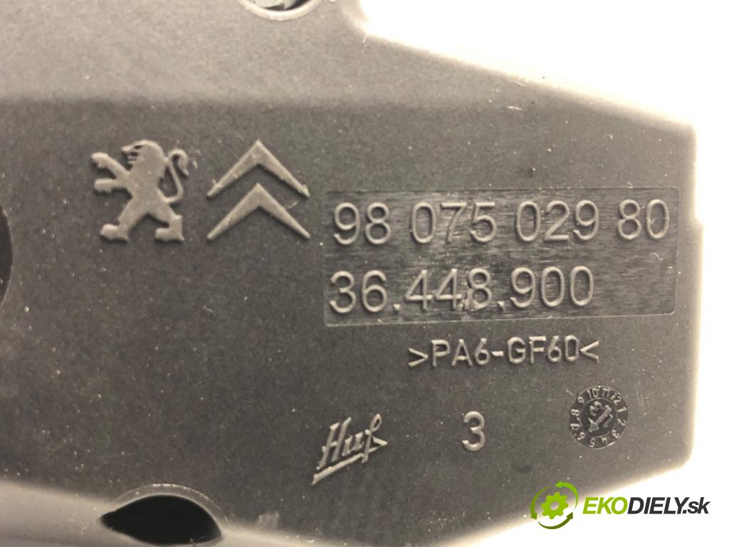 PEUGEOT 308 II (LB_, LP_, LW_, LH_, L3_) 2013 - 2021    1.6 THP 125 92 kW [125 KM] benzyna 2013 - 2021  blokáda volantu 9807502980 (Ostatné)