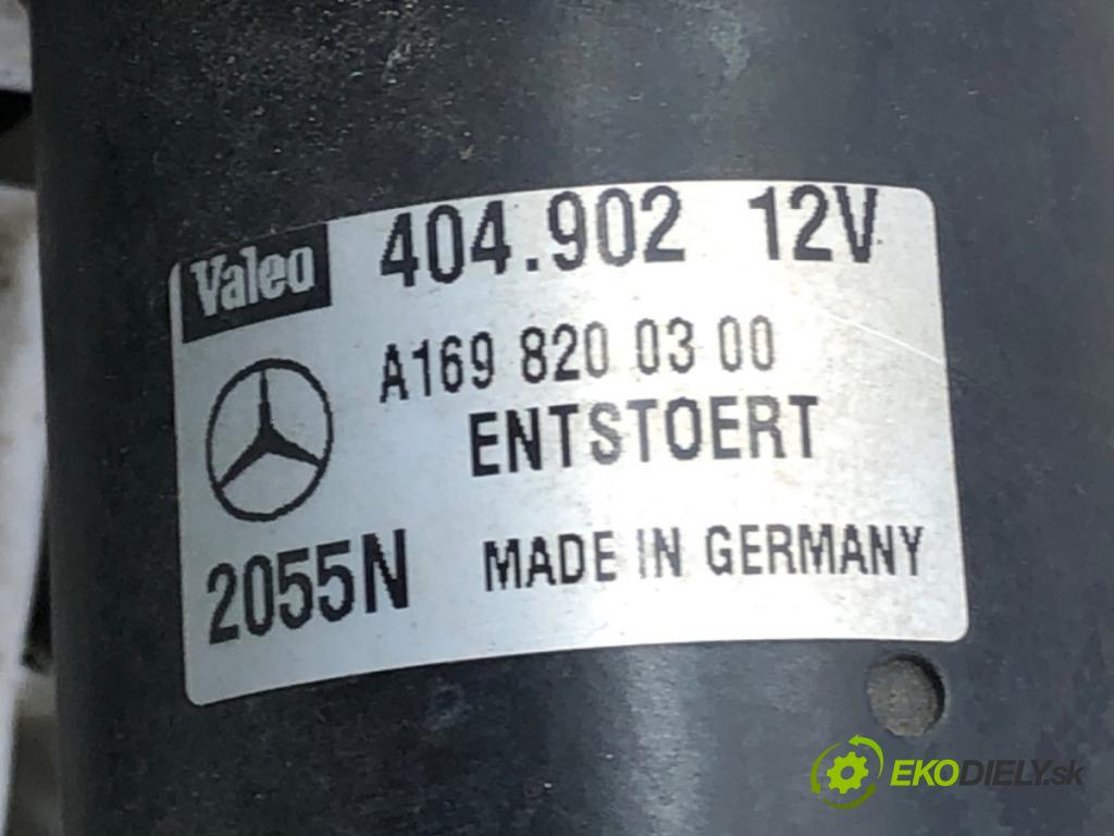 MERCEDES-BENZ KLASA A (W169) 2004 - 2012    A 180 CDI (169.007, 169.307) 80 kW [109 KM] olej napędowy 2004 - 2012  Mechanizmus stieračov predný A1698200300 (Motorček stieračov predné)