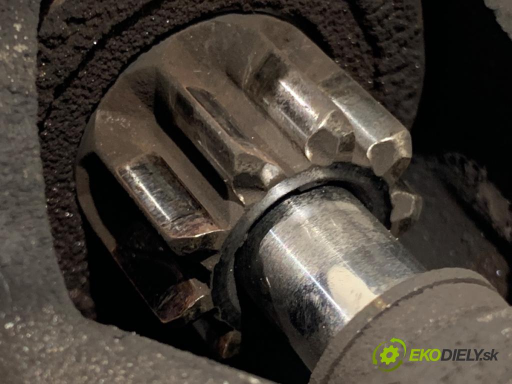 AUDI A4 B6 (8E2) 2000 - 2005    2.0 96 kW [130 KM] benzyna 2000 - 2004  Štartér 0001107073 (Štartér)