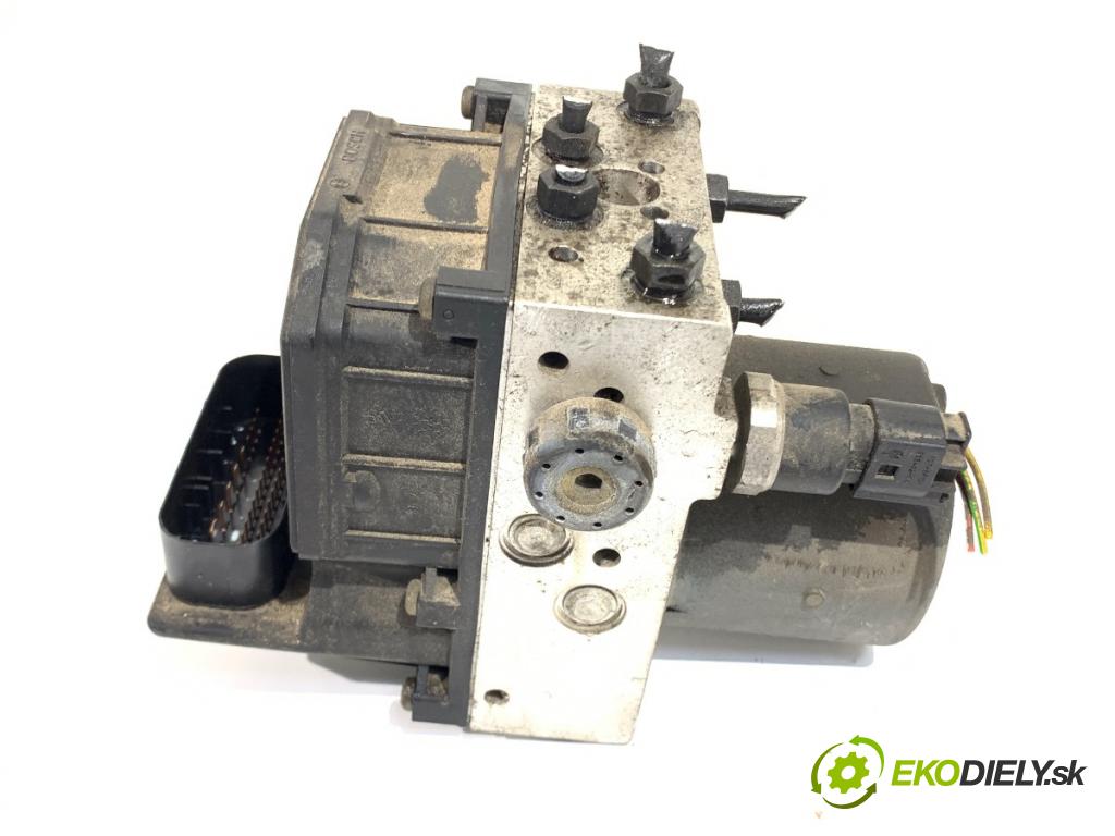 AUDI A4 B6 (8E2) 2000 - 2005    2.0 96 kW [130 KM] benzyna 2000 - 2004  Pumpa ABS 0265225048 (Pumpa ABS)