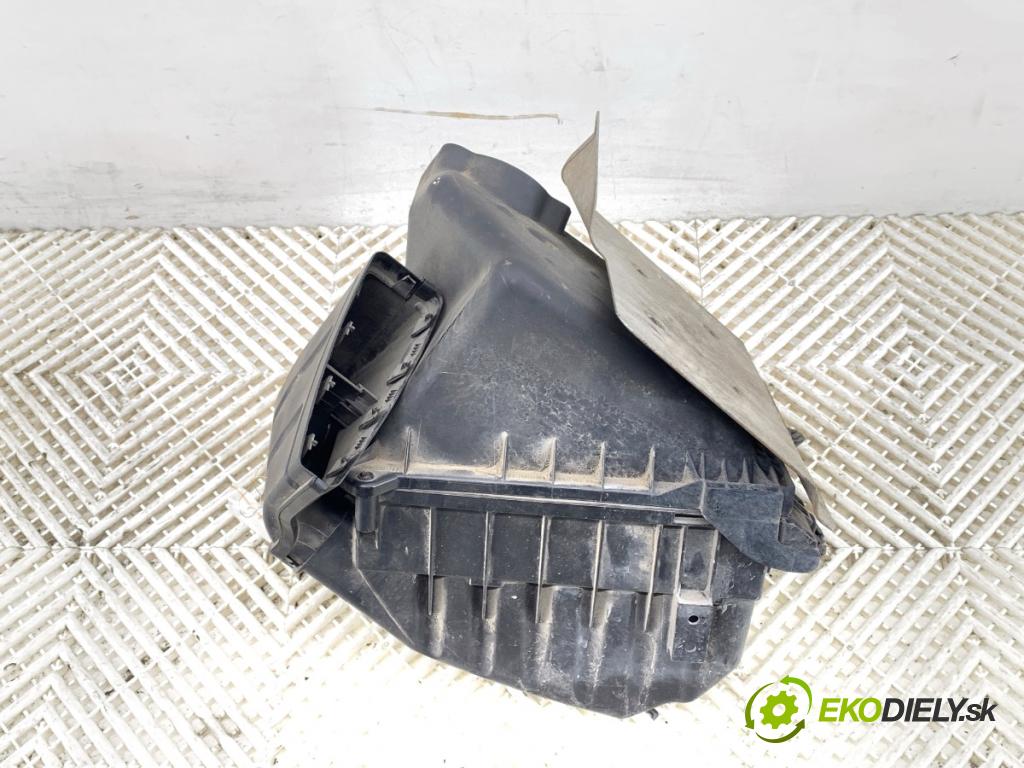 AUDI A4 B6 (8E2) 2000 - 2005    2.0 96 kW [130 KM] benzyna 2000 - 2004  Obal filtra vzduchu 06B000183 (Obal filtra vzduchu)