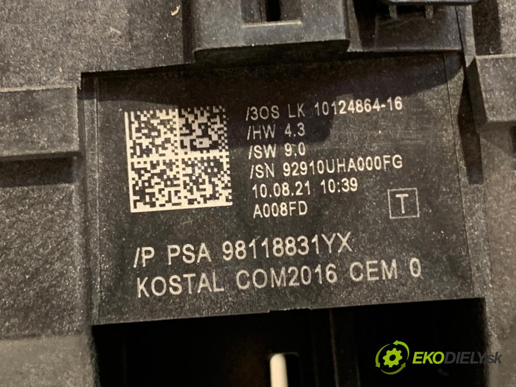 OPEL CROSSLAND X / CROSSLAND (P17, P2QO) 2017 - 2022    1.2 (75) 81 kW [110 KM] benzyna 2017 - 2022  Prepínač kombinovaný 98118831YX (Prepínač/spínač/tlačidlo a ovládač kúrenia)
