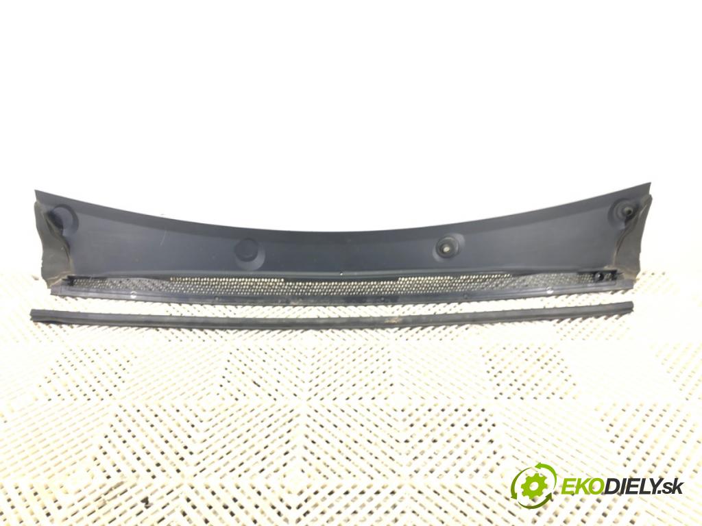 OPEL CROSSLAND X / CROSSLAND (P17, P2QO) 2017 - 2022    1.2 (75) 81 kW [110 KM] benzyna 2017 - 2022  Torpédo, plast pod čelné okno 13476245 (Torpédo)