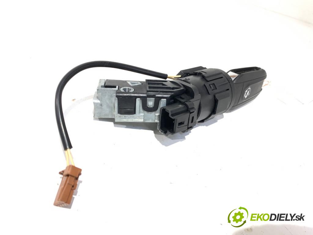 OPEL CROSSLAND X / CROSSLAND (P17, P2QO) 2017 - 2022    1.2 (75) 81 kW [110 KM] benzyna 2017 - 2022  spinačka 9663123380 (Spínacia skrinka)