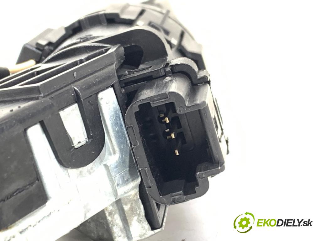 OPEL CROSSLAND X / CROSSLAND (P17, P2QO) 2017 - 2022    1.2 (75) 81 kW [110 KM] benzyna 2017 - 2022  spinačka 9663123380 (Spínacia skrinka)