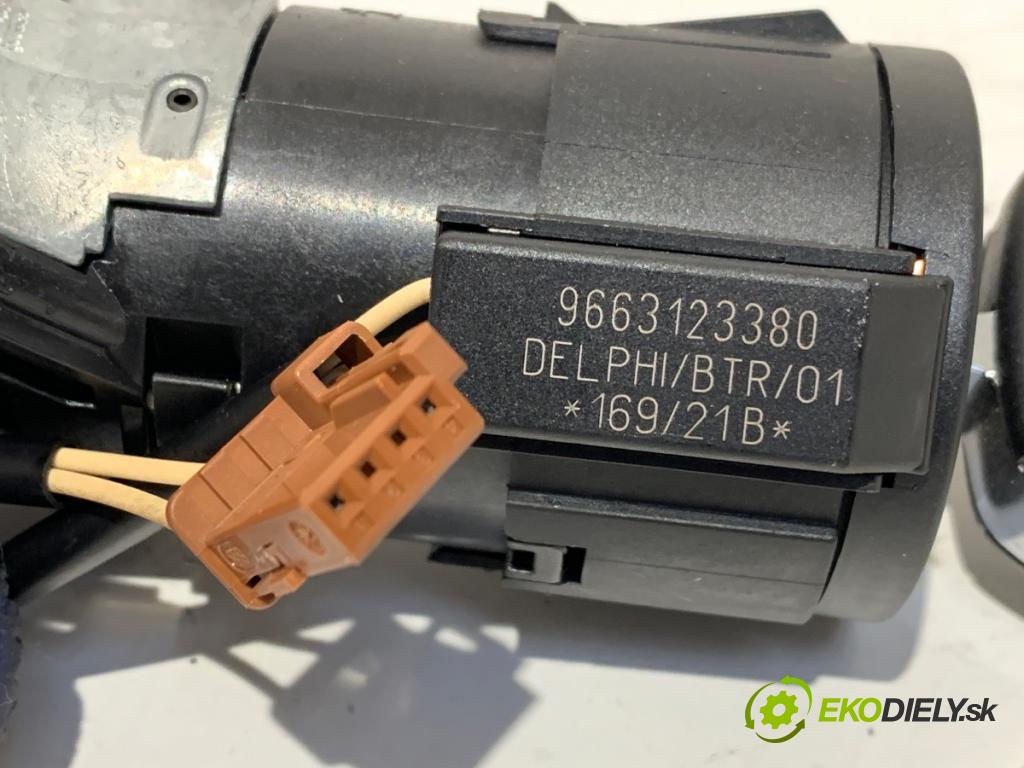 OPEL CROSSLAND X / CROSSLAND (P17, P2QO) 2017 - 2022    1.2 (75) 81 kW [110 KM] benzyna 2017 - 2022  spinačka 9663123380 (Spínacia skrinka)