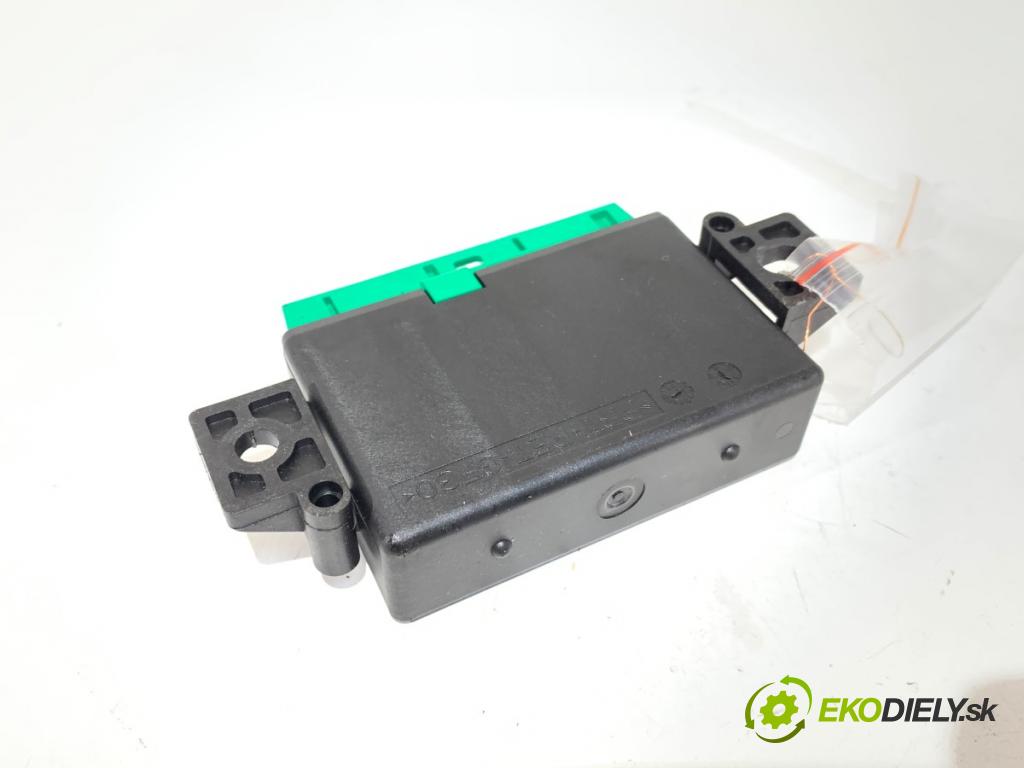 OPEL CROSSLAND X / CROSSLAND (P17, P2QO) 2017 - 2022    1.2 (75) 81 kW [110 KM] benzyna 2017 - 2022  Modul PDC 0263014166 (Ostatné)