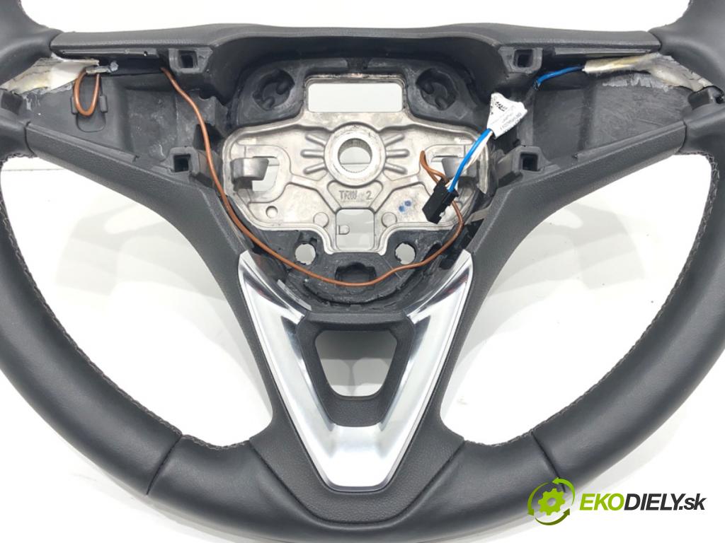 OPEL CROSSLAND X / CROSSLAND (P17, P2QO) 2017 - 2022    1.2 (75) 81 kW [110 KM] benzyna 2017 - 2022  Volant 39238136 (Volant)