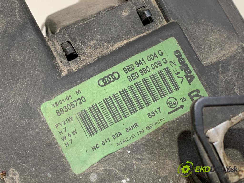 AUDI A4 B6 (8E2) 2000 - 2005    2.0 96 kW [130 KM] benzyna 2000 - 2004  světlomet pravý přední část 8E0941004G