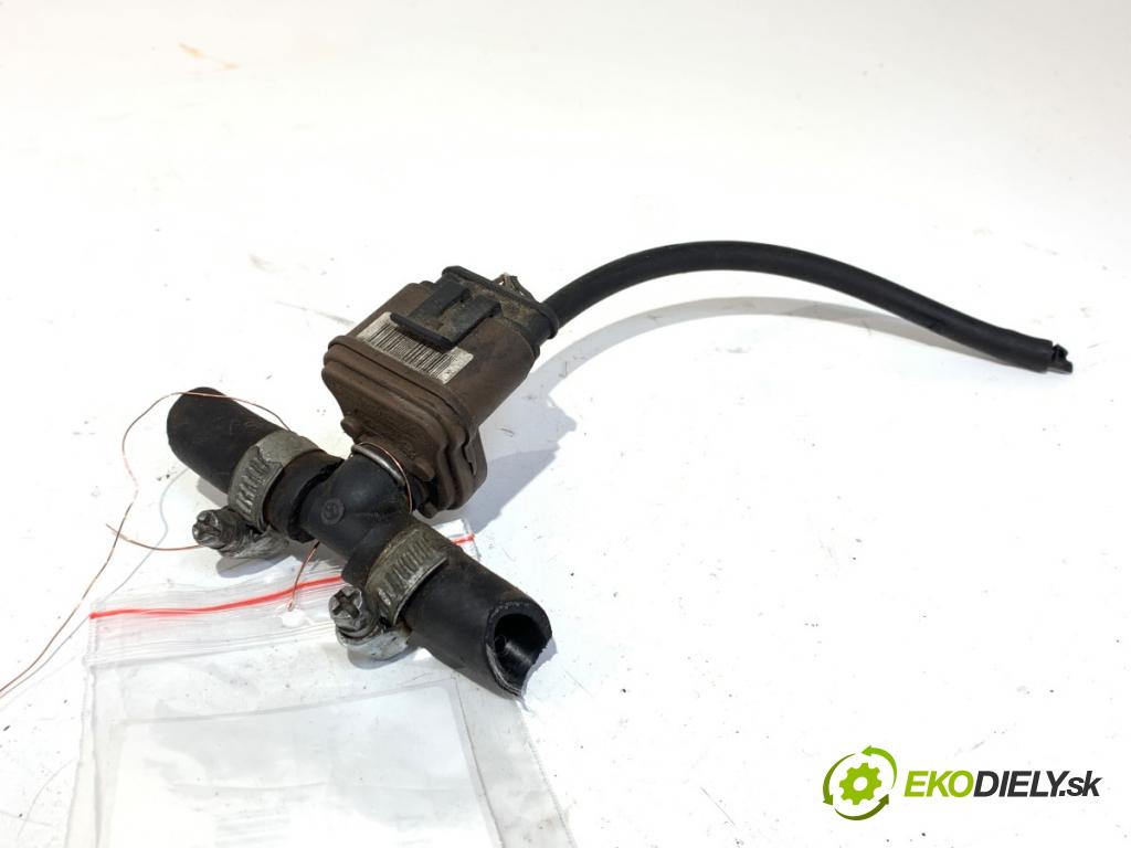 AUDI A4 B6 (8E2) 2000 - 2005    2.0 96 kW [130 KM] benzyna 2000 - 2004  snímač tlaku LPG 67R-017261