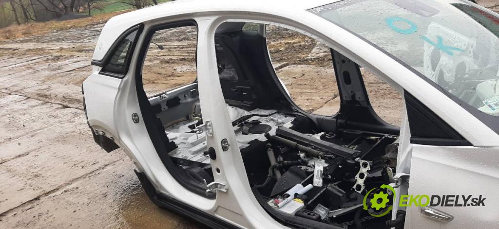OPEL CROSSLAND X / CROSSLAND (P17, P2QO) 2017 - 2022    1.2 (75) 81 kW [110 KM] benzyna 2017 - 2022  KAROSERIA ČTVRŤÁK blatník zadní část levý pravý práh střecha PODŁUŻNICA levý pravý