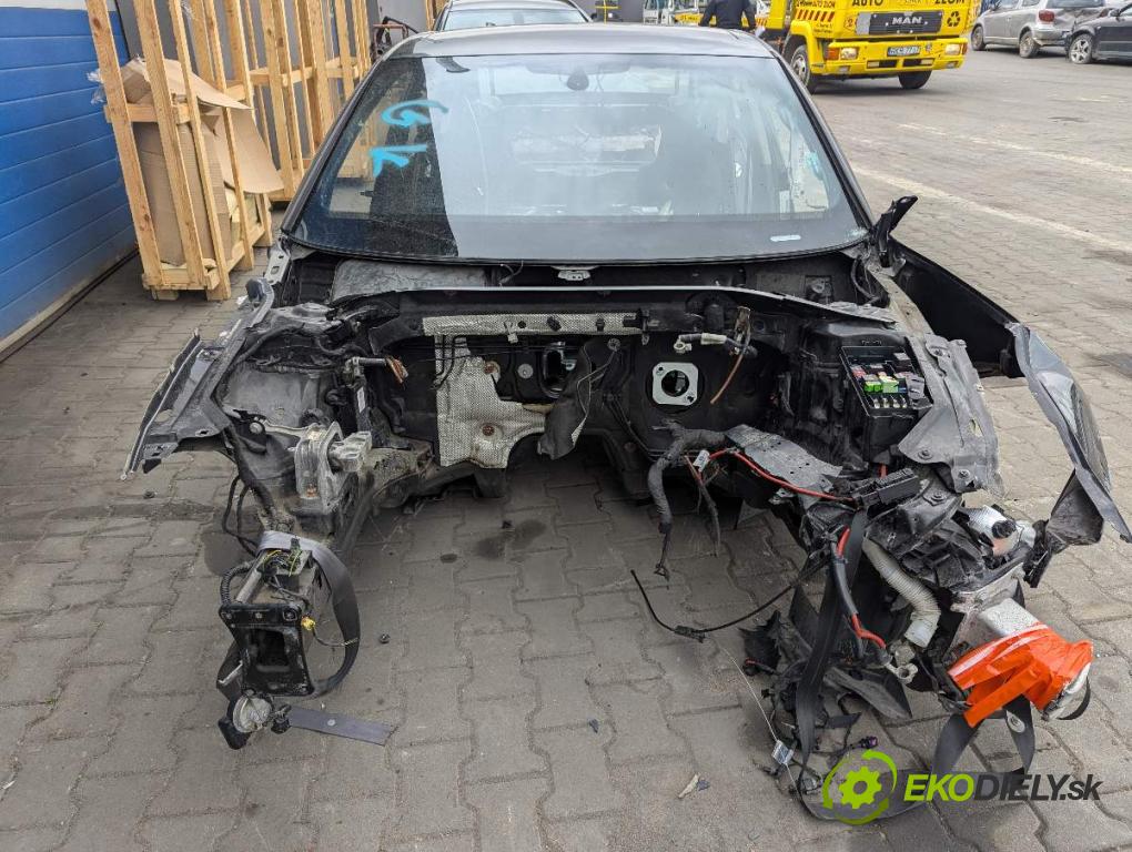 AUDI A3 (8V1, 8VK) 2012 - 2020    2.0 TFSI 140 kW [190 KM] benzyna 2016 - 2017  KAROSERIA ČTVRŤÁK blatník zadní část levý pravý práh střecha PODŁUŻNICA levý pravý