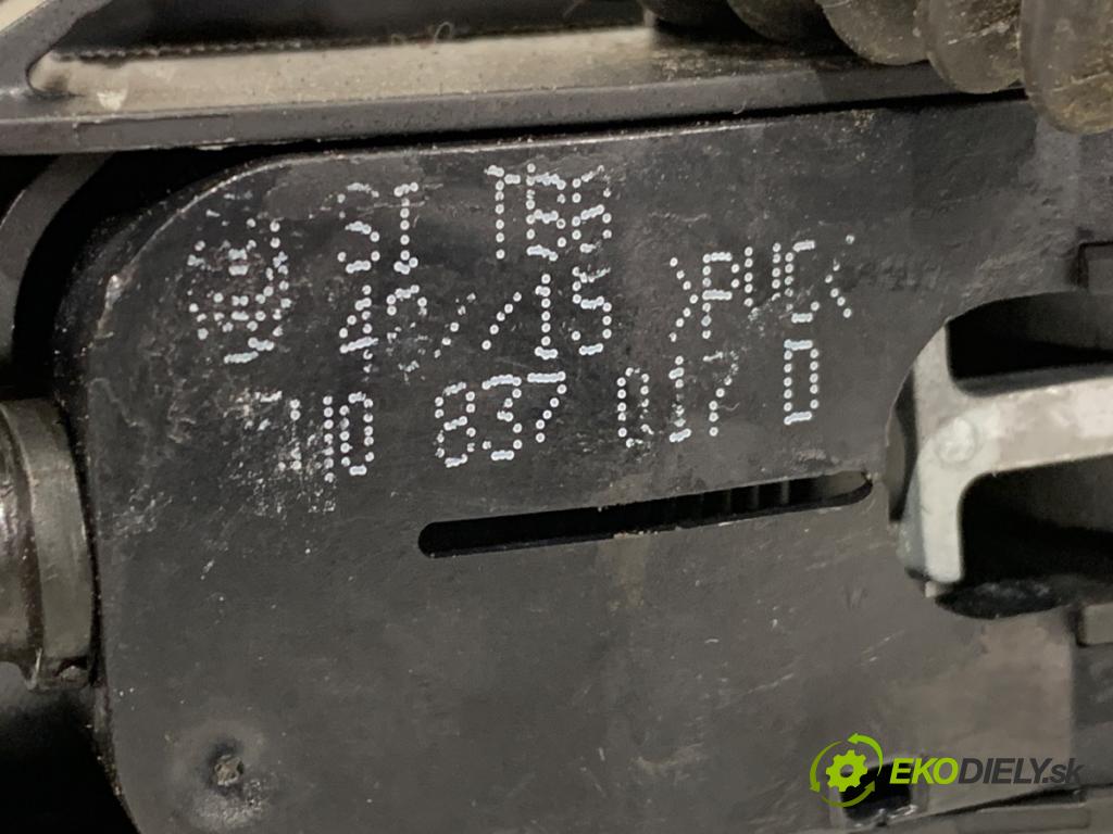 AUDI A3 (8V1, 8VK) 2012 - 2020    2.0 TFSI 140 kW [190 KM] benzyna 2016 - 2017  Kľučka vonkajšia ľavy zad