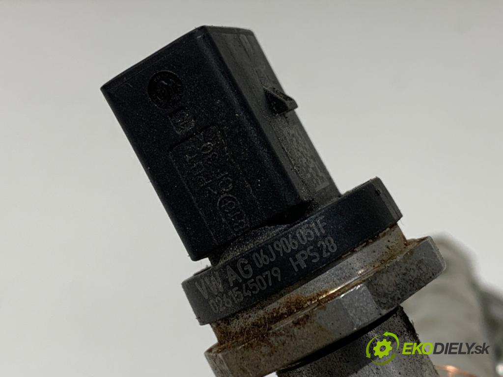 AUDI A3 (8V1, 8VK) 2012 - 2020    2.0 TFSI 140 kW [190 KM] benzyna 2016 - 2017  Lišta vstrekovacia 06K133317G (Vstrekovacia lišta)