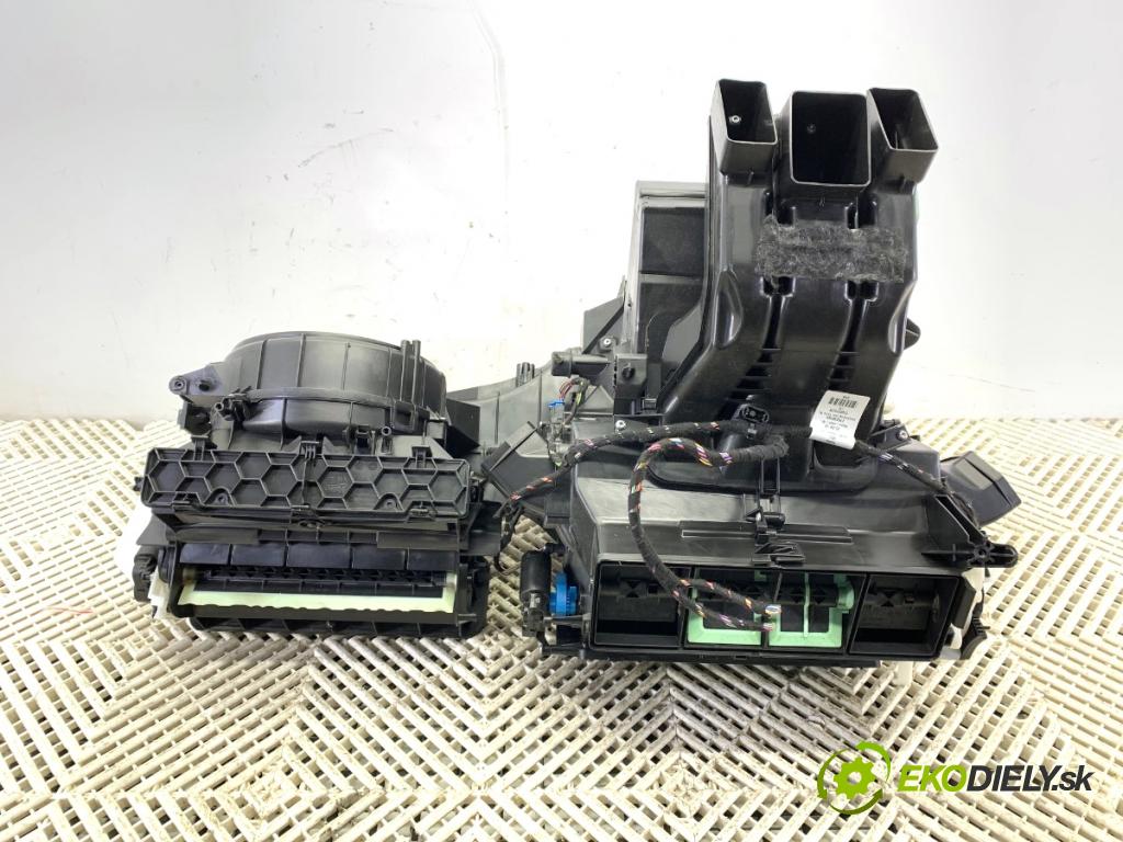 AUDI A3 (8V1, 8VK) 2012 - 2020    2.0 TFSI 140 kW [190 KM] benzyna 2016 - 2017  topné těleso radiátor topení komplet KOMBAJN F1843V (Radiátory topení)