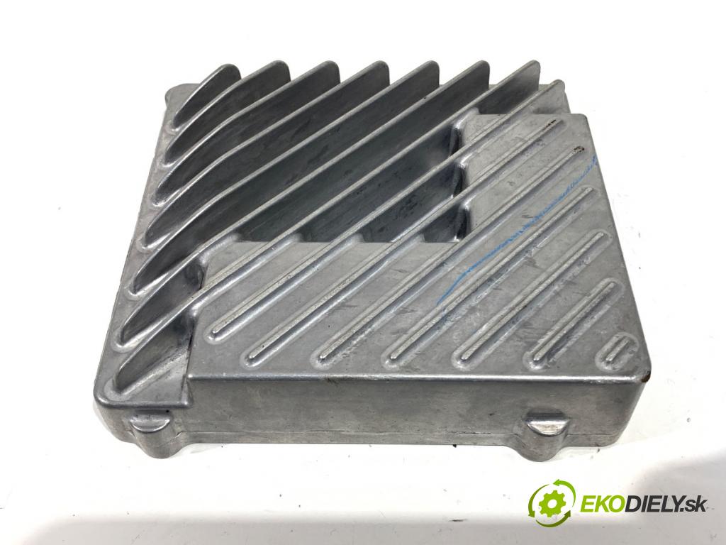 CHRYSLER PACIFICA 2016 - 2022    3.6 214 kW [291 KM] benzyna 2016 - 2022  Zosilňovač 68207344AI (Zosilňovač)