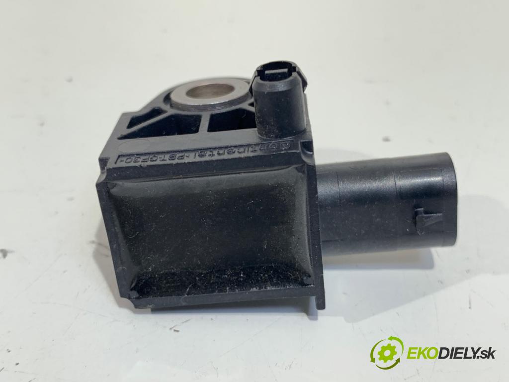 CHRYSLER PACIFICA 2016 - 2022    3.6 214 kW [291 KM] benzyna 2016 - 2022  Snímač nárazu 68245079AA (Snímač nárazu)