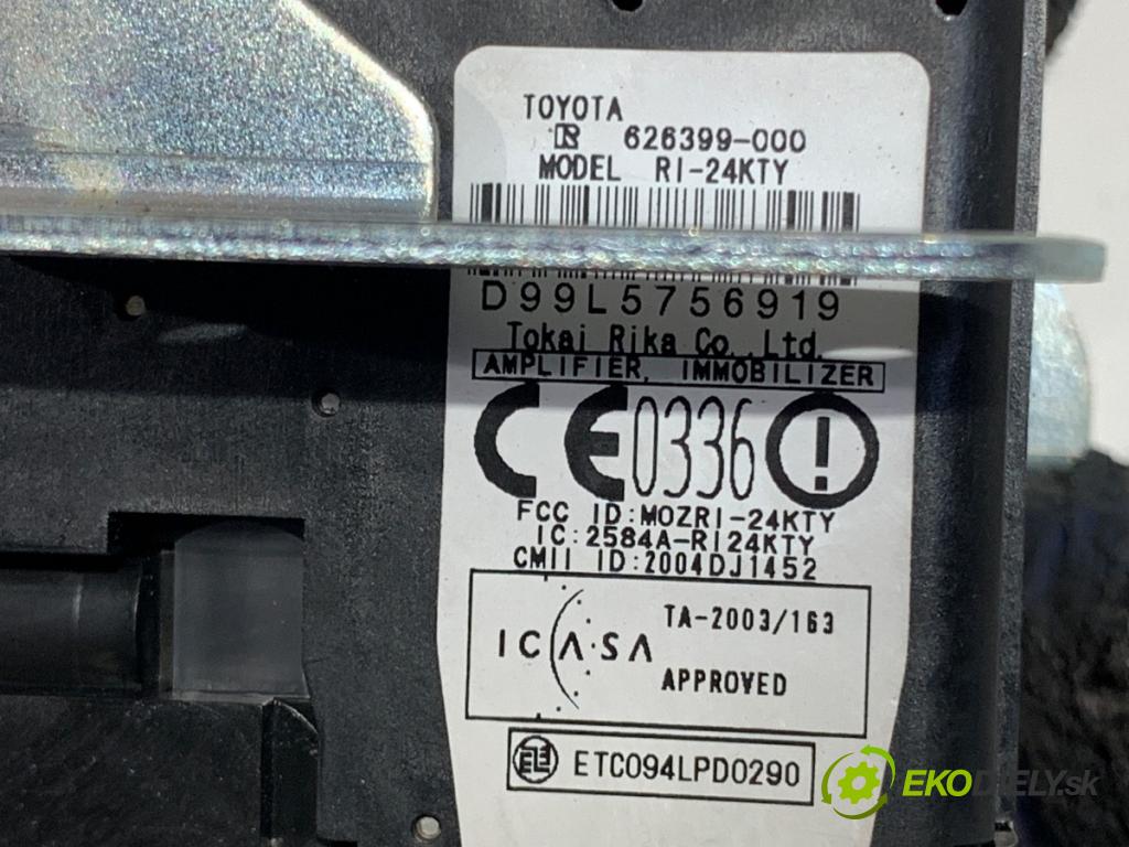 TOYOTA COROLLA Verso (ZER_, ZZE12_, R1_) 2004 - 2009    2.2 D-4D (AUR10_) 100 kW [136 KM] olej napędowy 2005 - 2009  spinačka  (Spínacia skrinka)