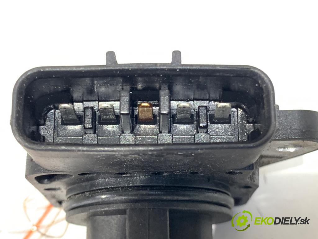 TOYOTA COROLLA Verso (ZER_, ZZE12_, R1_) 2004 - 2009    2.2 D-4D (AUR10_) 100 kW [136 KM] olej napędowy 2005 - 2009  Váha vzduchu 22204-0N010 (Váha vzduchu)