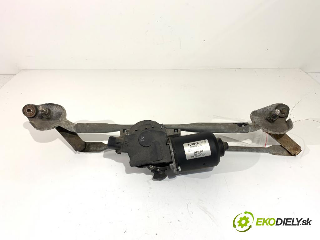 TOYOTA COROLLA Verso (ZER_, ZZE12_, R1_) 2004 - 2009    2.2 D-4D (AUR10_) 100 kW [136 KM] olej napędowy 2005 - 2009  Mechanizmus stieračov predný 85110-0F020 (Motorček stieračov predné)