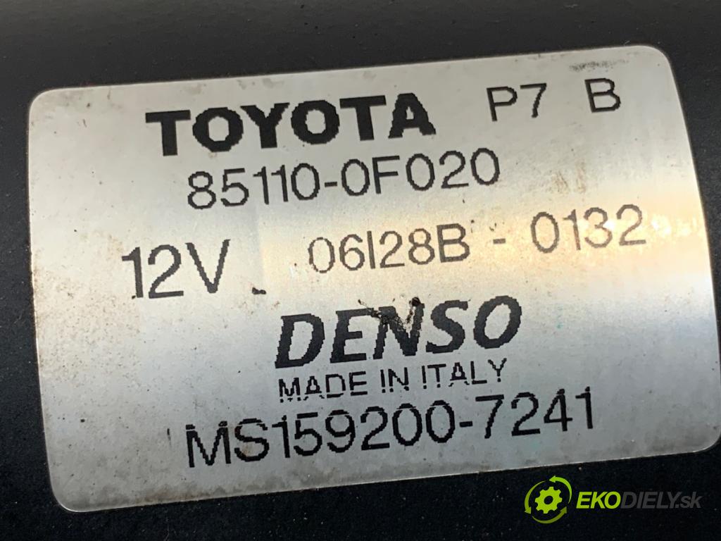 TOYOTA COROLLA Verso (ZER_, ZZE12_, R1_) 2004 - 2009    2.2 D-4D (AUR10_) 100 kW [136 KM] olej napędowy 2005 - 2009  Mechanizmus stieračov predný 85110-0F020 (Motorček stieračov predné)
