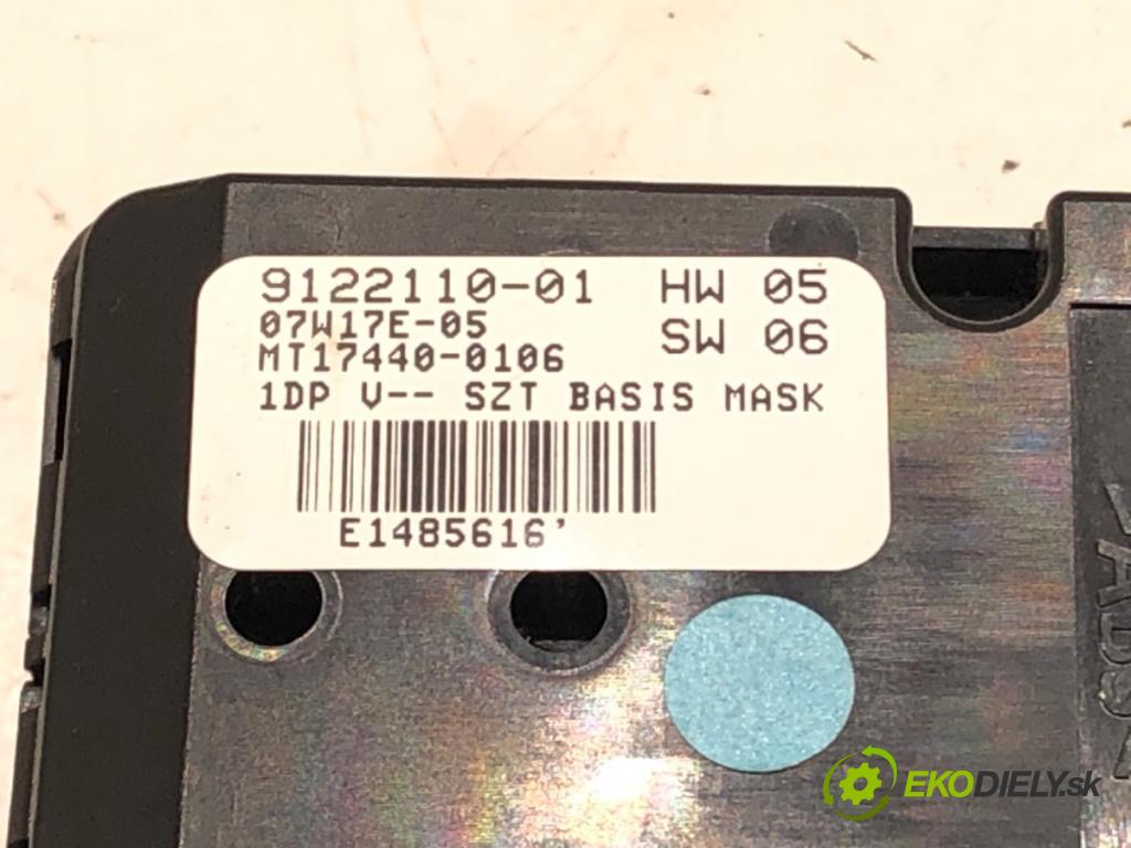 BMW 5 Touring (E61) 2004 - 2010    525 d 145 kW [197 KM] olej napędowy 2007 - 2010  Prepínač okien 9122110 (Prepínač/spínač/tlačidlo a ovládač kúrenia)
