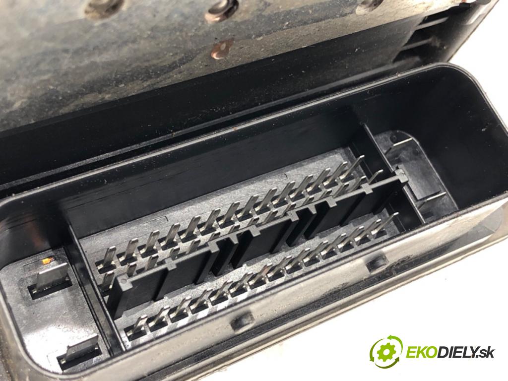 BMW 5 Touring (E61) 2004 - 2010    525 d 145 kW [197 KM] olej napędowy 2007 - 2010  Pumpa ABS 0265960327 (Pumpa ABS)