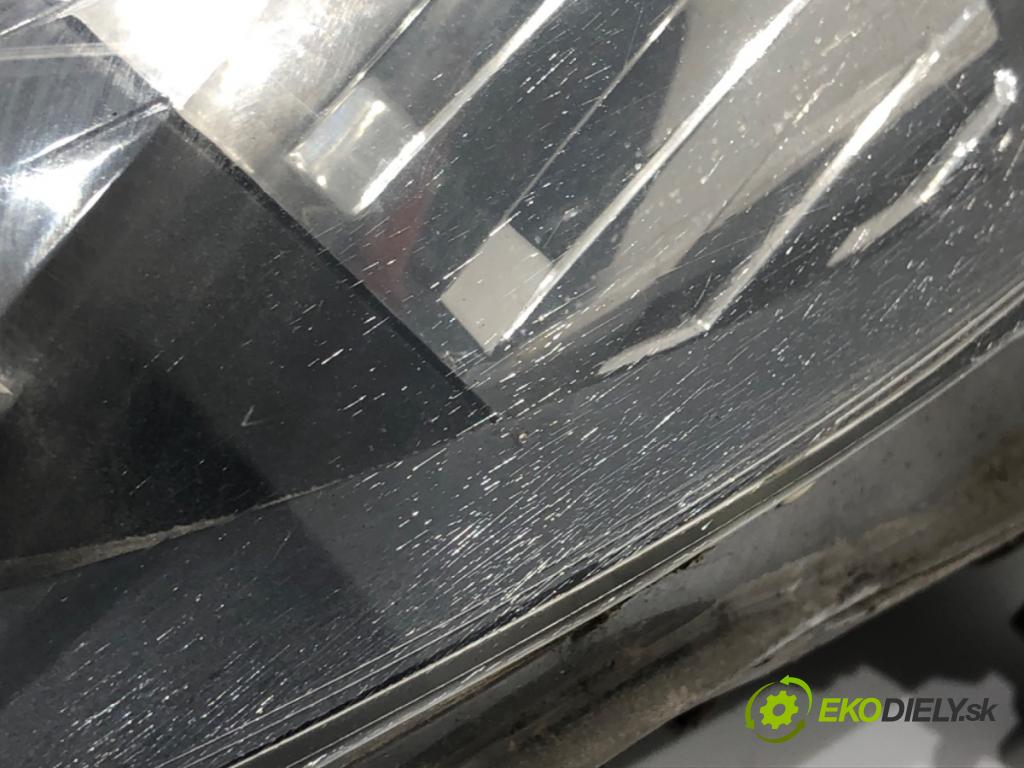 OPEL ASTRA H Kombi (A04) 2004 - 2014    1.7 CDTI (L35) 74 kW [101 KM] olej napędowy 2004 - 2010  světlomet pravý přední část
