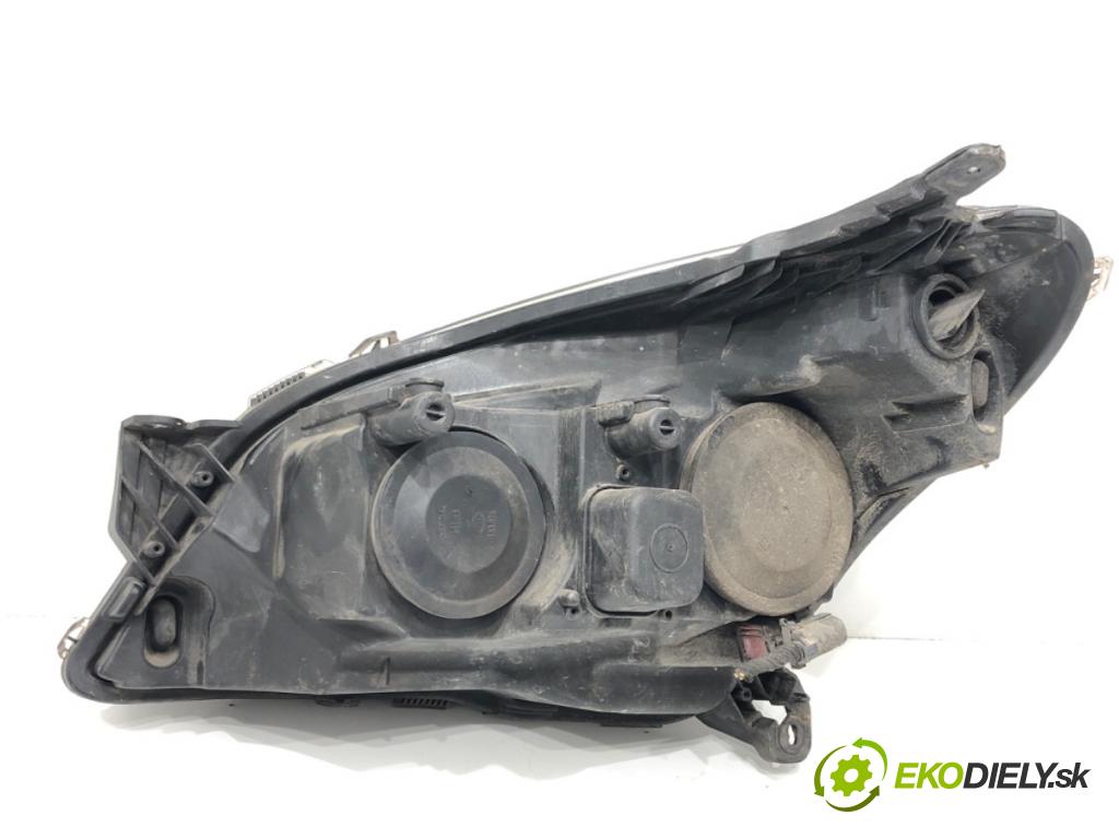 OPEL ASTRA H Kombi (A04) 2004 - 2014    1.7 CDTI (L35) 74 kW [101 KM] olej napędowy 2004 - 2010  světlomet pravý přední část