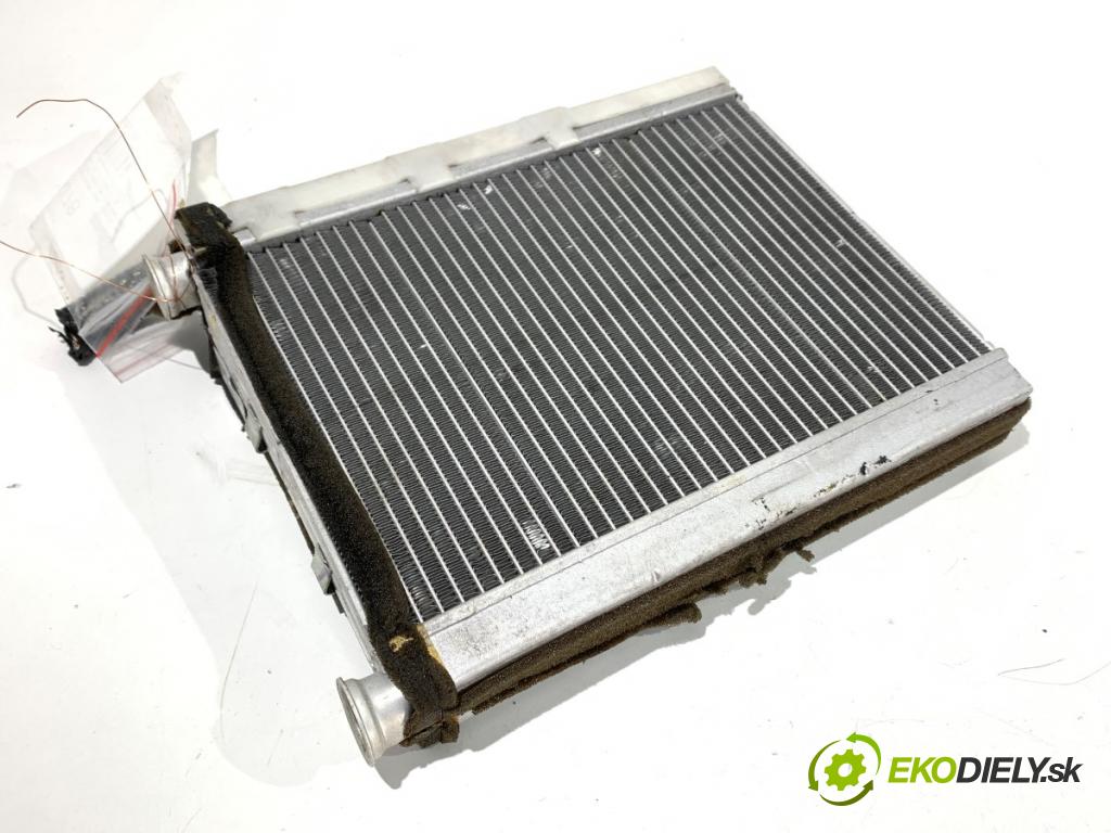 TOYOTA COROLLA Verso (ZER_, ZZE12_, R1_) 2004 - 2009    2.2 D-4D (AUR10_) 100 kW [136 KM] olej napędowy 2005 - 2009  topné těleso radiátor topení  (Radiátory topení)