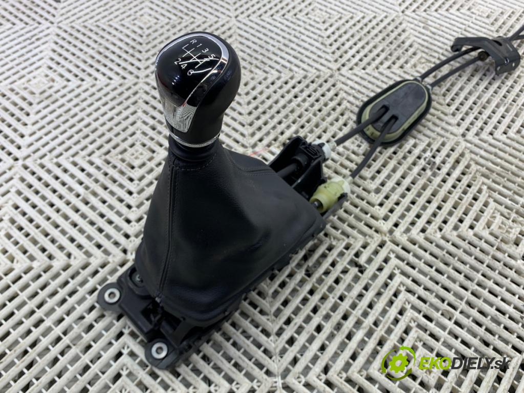 NISSAN QASHQAI II SUV (J11, J11_) 2013 - 2022    1.3 DIG-T 103 kW [140 KM] benzyna 2018 - 2022  Kulisa 341017283R (Rýchlostná páka / kulisa)