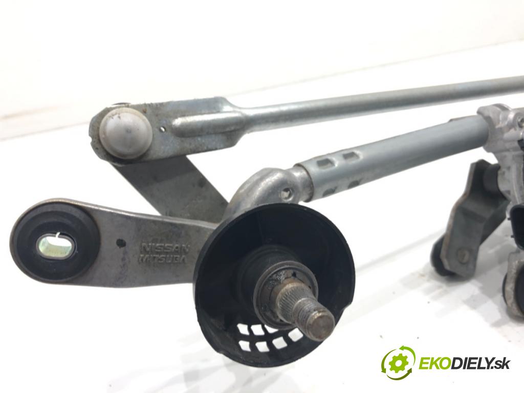 NISSAN QASHQAI II SUV (J11, J11_) 2013 - 2022    1.3 DIG-T 103 kW [140 KM] benzyna 2018 - 2022  Mechanizmus stieračov predný C119A (Motorček stieračov predný)