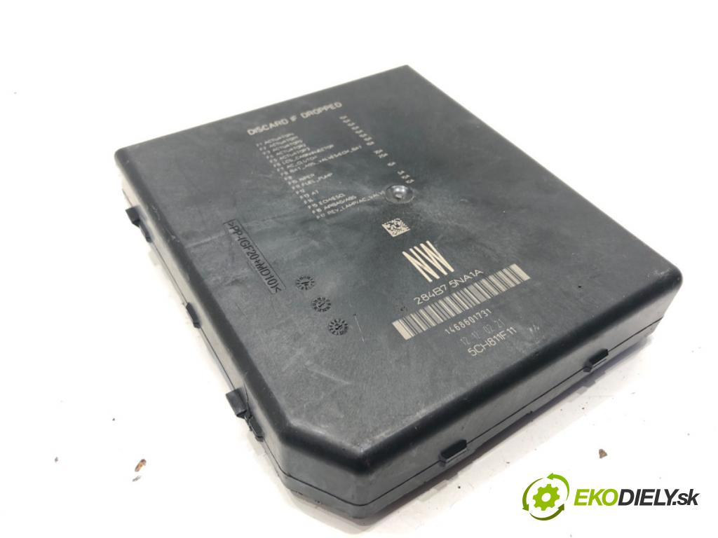 NISSAN QASHQAI II SUV (J11, J11_) 2013 - 2022    1.3 DIG-T 103 kW [140 KM] benzyna 2018 - 2022  modul BSI 284B75NA1A (Pojistkové skříňky)