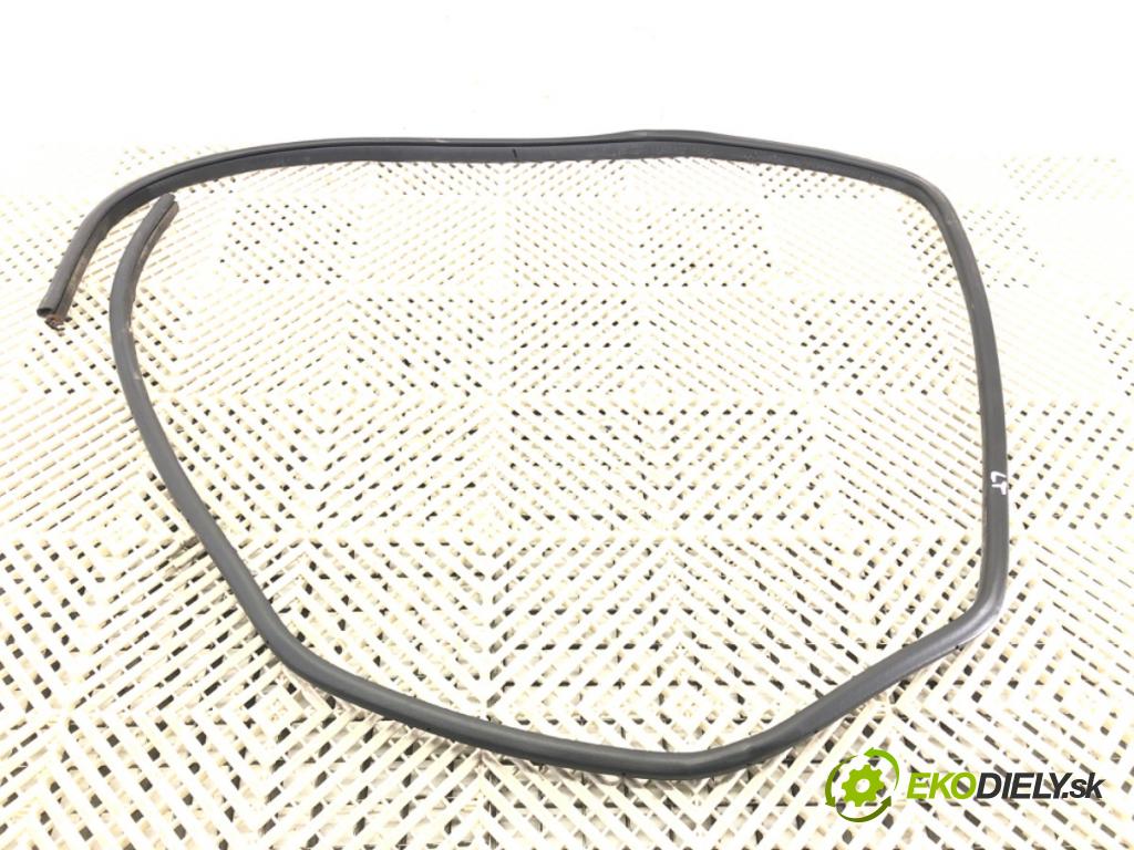 NISSAN QASHQAI II SUV (J11, J11_) 2013 - 2022    1.3 DIG-T 103 kW [140 KM] benzyna 2018 - 2022  těsnění dveře zadní část levá strana  (Ostatní)