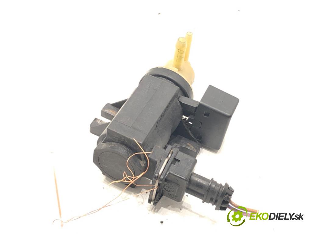 OPEL ASTRA J (P10) 2009 - 2015    2.0 CDTI (68) 118 kW [160 KM] olej napędowy 2009 - 2015  Ventil tlaku 55573362 (Ventil)