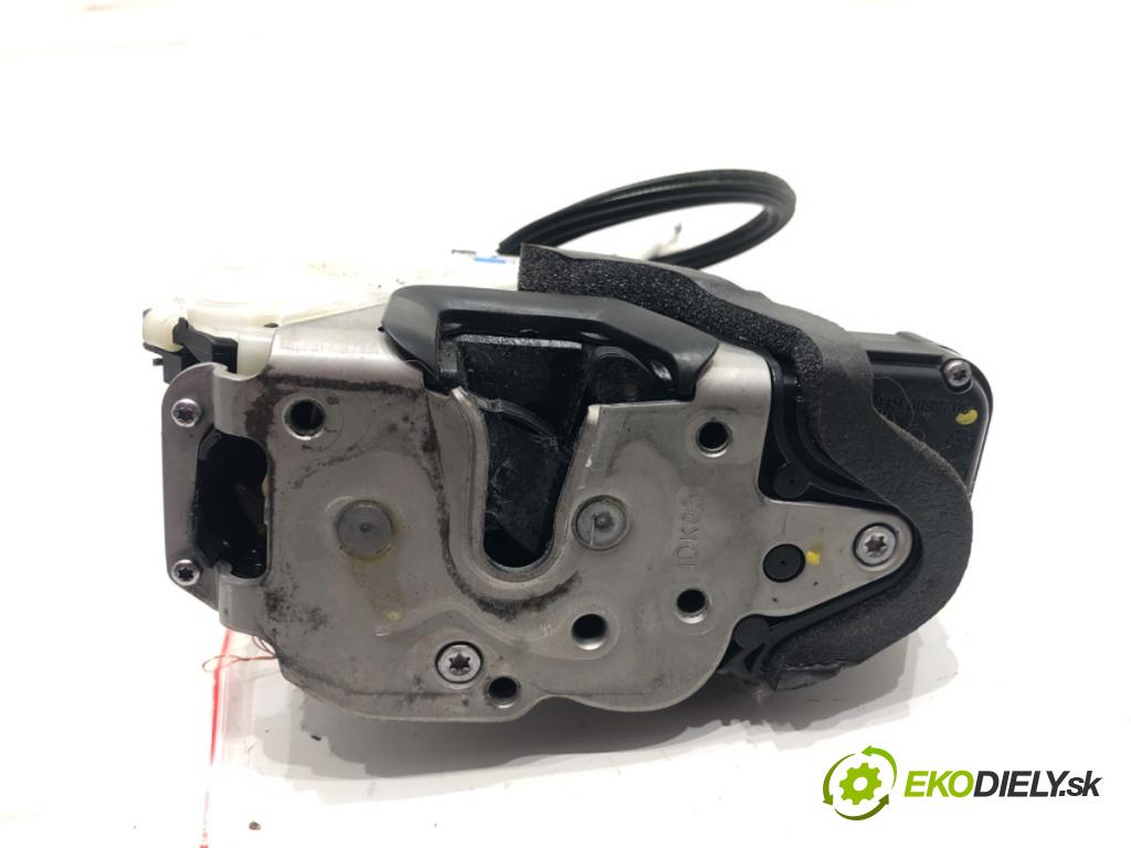 OPEL ASTRA J (P10) 2009 - 2015    2.0 CDTI (68) 118 kW [160 KM] olej napędowy 2009 - 2015  zámok dveře pravý přední část 3023880