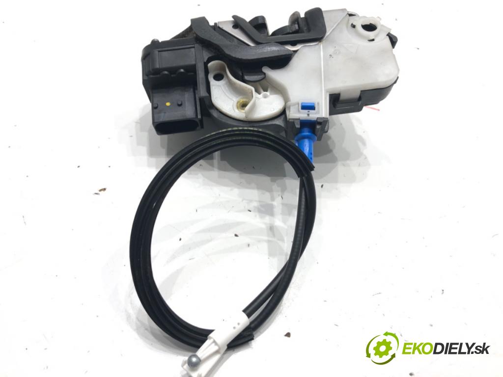 OPEL ASTRA J (P10) 2009 - 2015    2.0 CDTI (68) 118 kW [160 KM] olej napędowy 2009 - 2015  zámok dveře pravý přední část 3023880