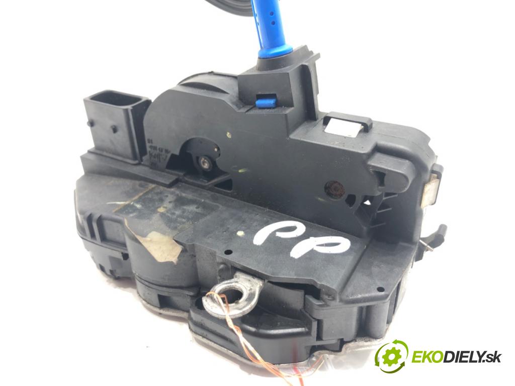 OPEL ASTRA J (P10) 2009 - 2015    2.0 CDTI (68) 118 kW [160 KM] olej napędowy 2009 - 2015  zámok dveře pravý přední část 3023880