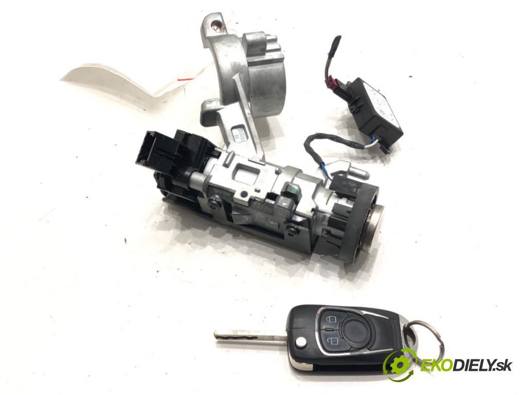 OPEL ASTRA J (P10) 2009 - 2015    2.0 CDTI (68) 118 kW [160 KM] olej napędowy 2009 - 2015  spínačka 13326419 (Spínací skříňky a klíče)