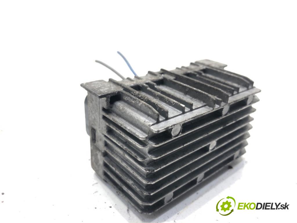 OPEL ASTRA J (P10) 2009 - 2015    2.0 CDTI (68) 118 kW [160 KM] olej napędowy 2009 - 2015  relé sviečok žhavenia 55574293 (Relé)