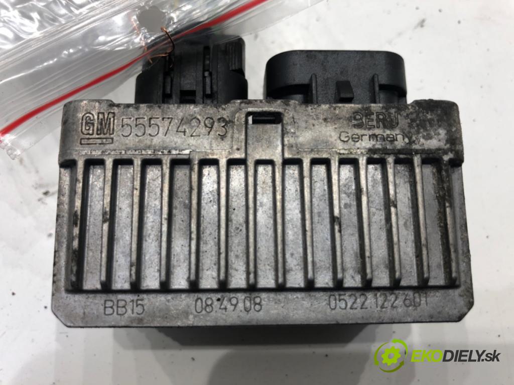 OPEL ASTRA J (P10) 2009 - 2015    2.0 CDTI (68) 118 kW [160 KM] olej napędowy 2009 - 2015  relé sviečok žhavenia 55574293 (Relé)