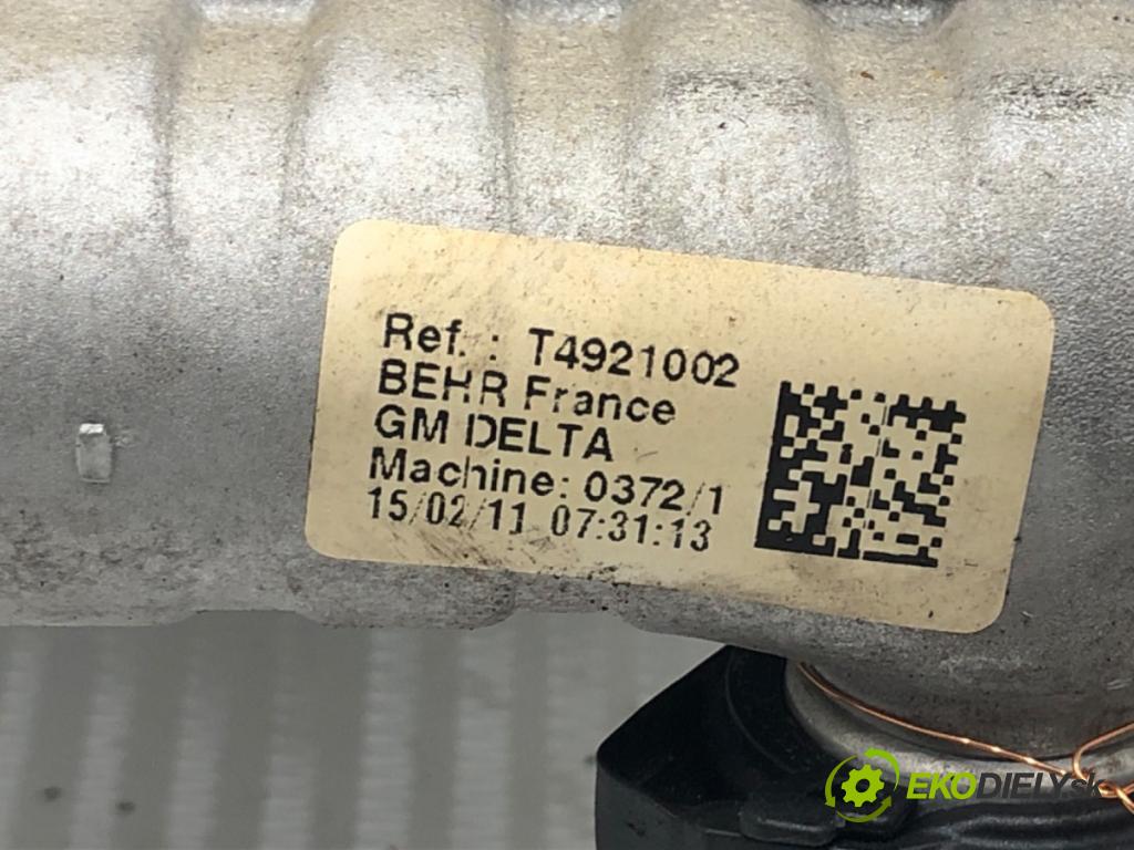 OPEL ASTRA J (P10) 2009 - 2015    2.0 CDTI (68) 118 kW [160 KM] olej napędowy 2009 - 2015  topné těleso radiátor topení T4921002 (Radiátory topení)